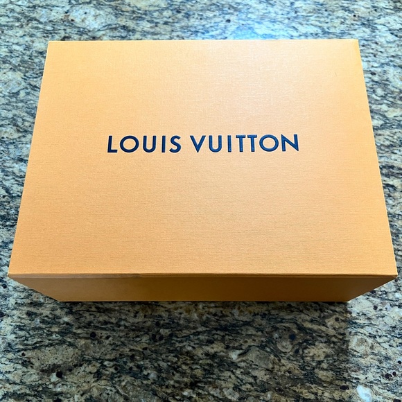 Louis Vuitton run away sneakers - Picture 3 of 7